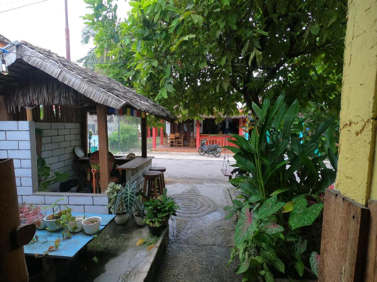 Owl Hostel Karimunjawa Exteriér fotografie